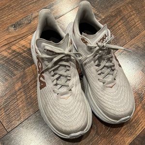 Hoka mach5